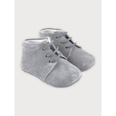 bota serraje gris